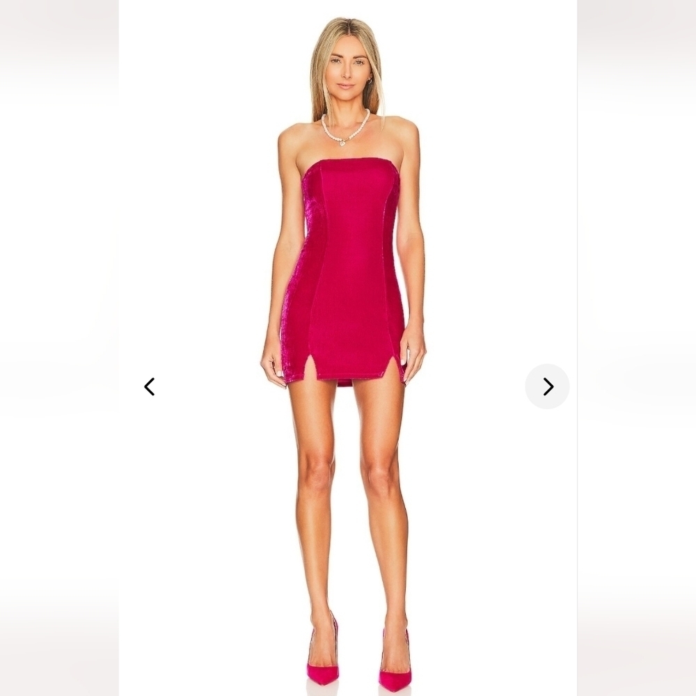 Revolve Lovers + Friends NWT KELIA MINI DRESS Size Medium Tart Pink